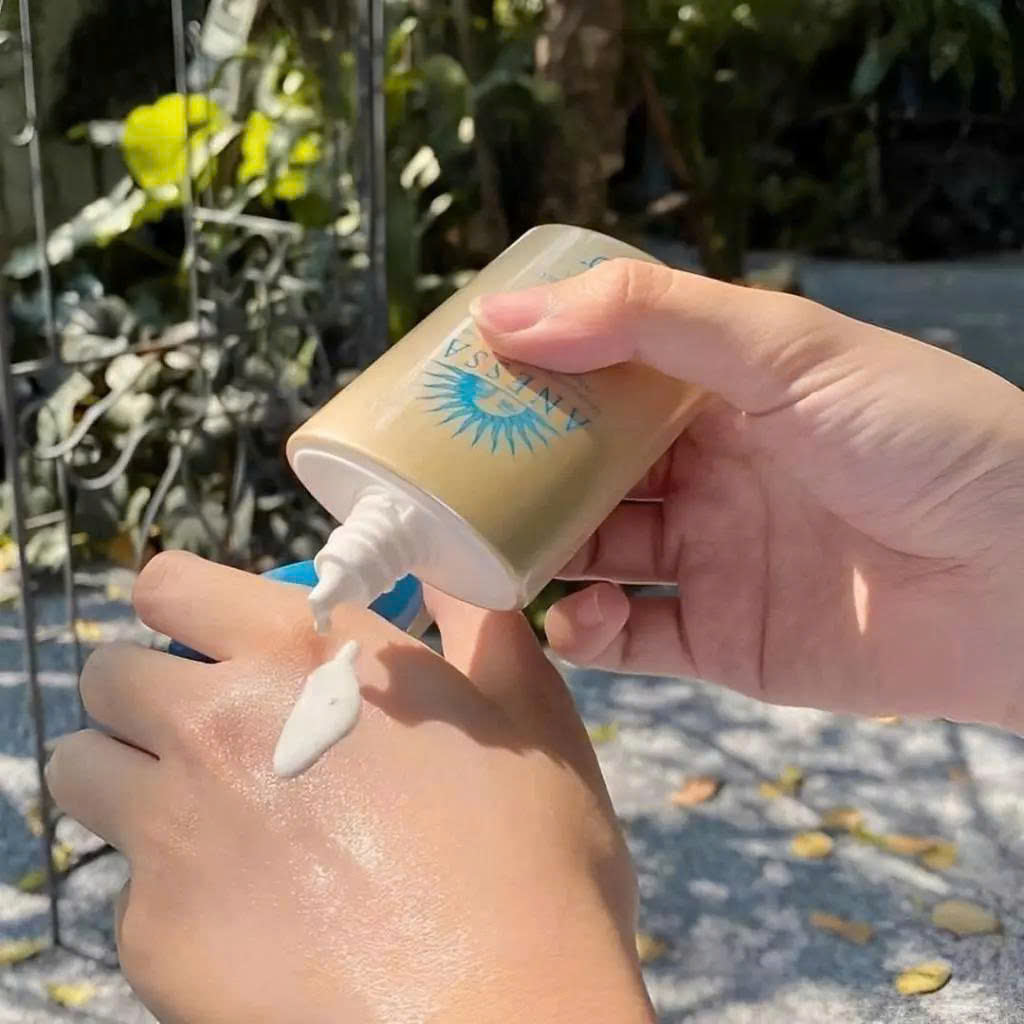 Sữa Chống Nắng Anessa Perfect Uv Sunscreen Skincare Milk Spf50+ Pa++++ 60ml