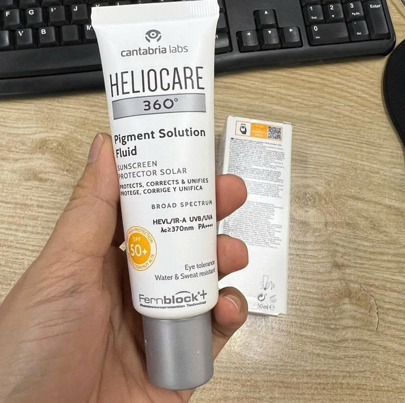 Kem Chống Nắng HELIOCARE 360 Pigment Solution Fluid 50ml